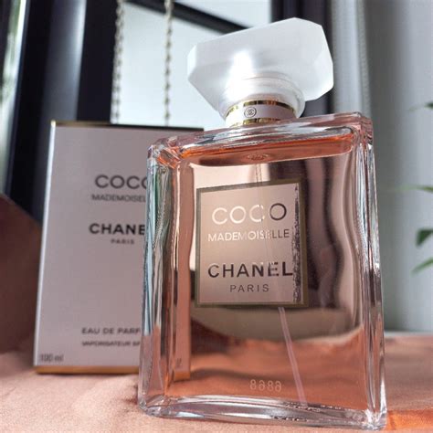 chanel mademoiselle perfume review.